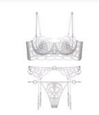 Frente Conjunto Azzurra branco: sutiã push-up estruturado com aro, renda e tule transparente; calcinha fio e cinta-liga.
