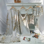 Kit Robe Isadora Ice Silk champanhe estampado floral. Inclui robe c/ amarração, top alça ajustável e shorts c/ elástico.