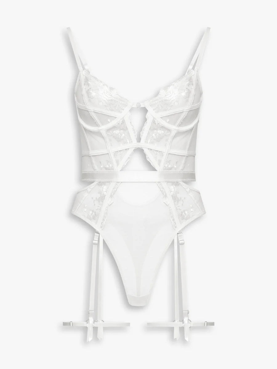 Body Raisa branco: body modelador de renda e mesh transparente, com bojo estruturado e ligas, visto de frente.